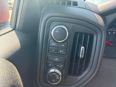 Used 2023 GMC Sierra 1500 Pro w/ Graphite Edition AWD/4WD image 9