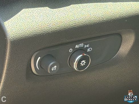 Used 2023 Chevrolet Traverse LS w/ Safety Package FWD image 27