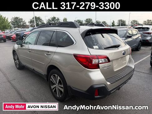Used 2018 Subaru Outback 3.6R Limited AWD/4WD image 4