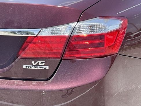 Used 2014 Honda Accord Touring image 6