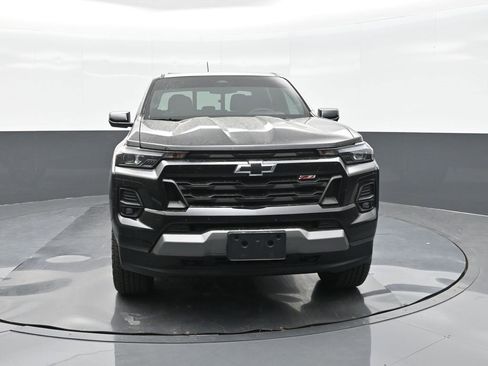 Used 2025 Chevrolet Colorado Z71 w/ Midnight Edition image 30
