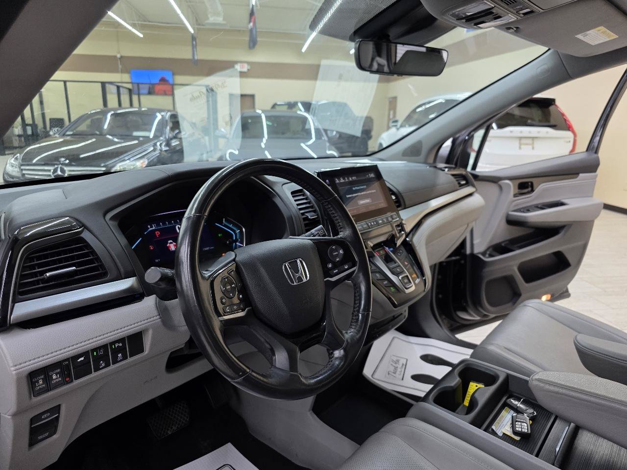 Used 2018 Honda Odyssey Elite image 19