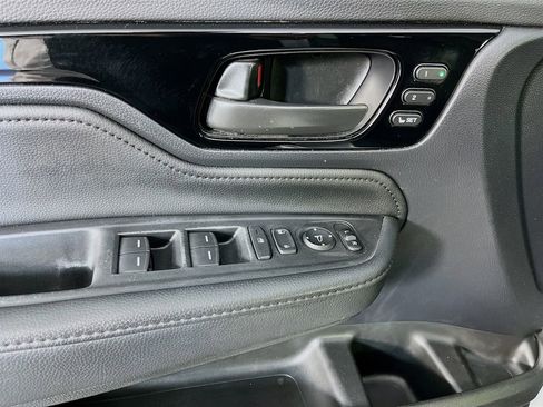 Used 2025 Honda Odyssey Touring image 26