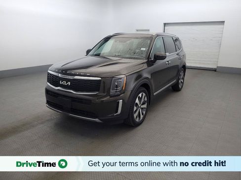 Used 2022 Kia Telluride S AWD/4WD image 1