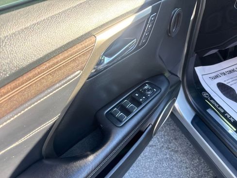 Used 2017 Lexus RX 350 FWD w/ Luxury Package image 11