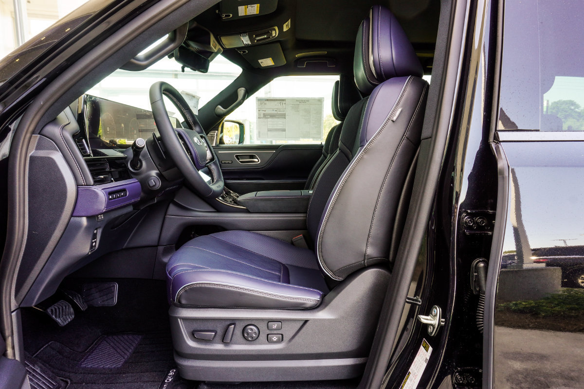 Certified 2026 INFINITI QX80 4WD w/ Sport Exterior Package image 37