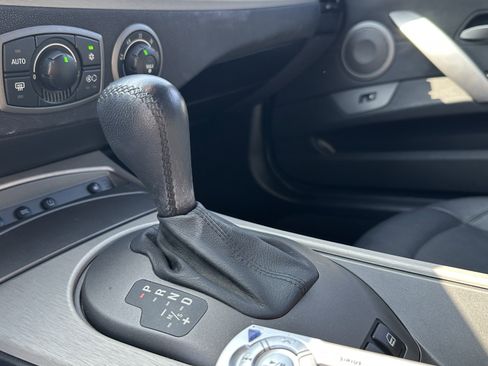 Used 2003 BMW Z4 2.5i RWD image 25