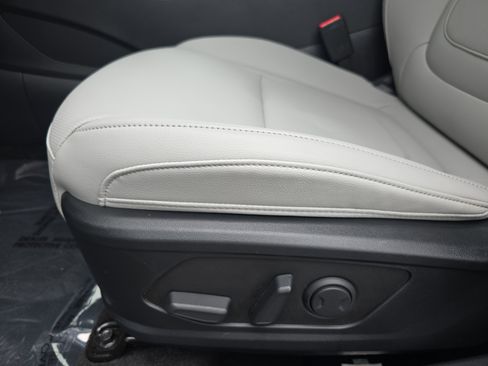Certified 2026 Hyundai Santa Cruz SEL FWD image 28