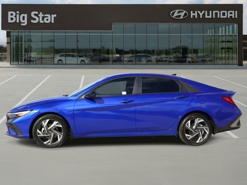 Certified 2025 Hyundai Elantra Sport image 2