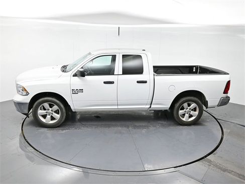 Used 2024 RAM 1500 Classic SLT image 20