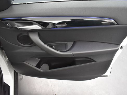 Used 2022 BMW X2 sDrive28i w/ Convenience Package FWD image 23