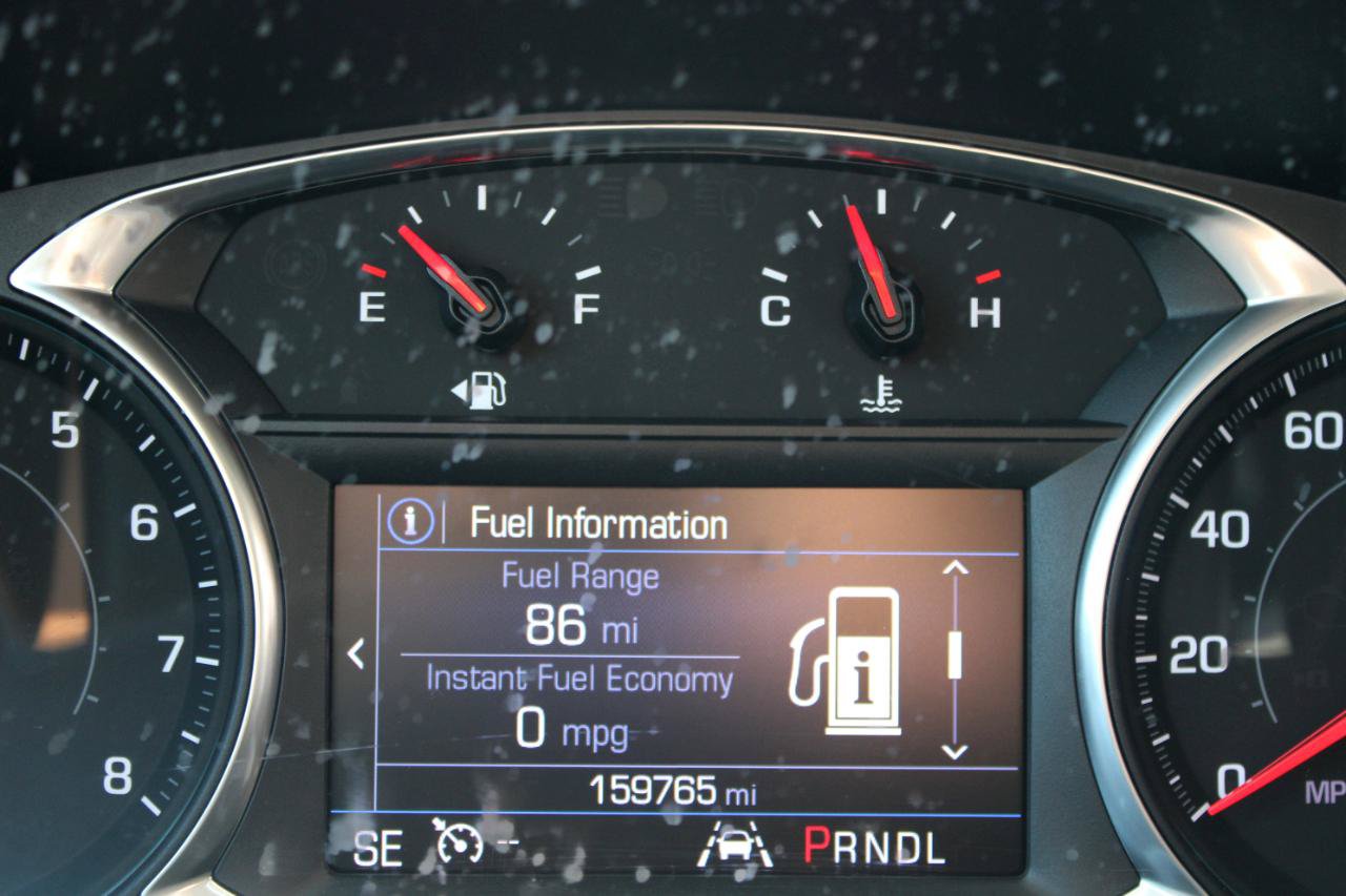 Used 2020 Chevrolet Equinox LT FWD image 23
