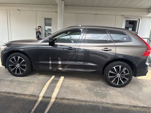 Certified 2023 Volvo XC60 B5 Plus w/ Protection Package Premier AWD/4WD image 8