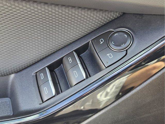 Used 2026 Chevrolet Equinox RS w/ Convenience Package III FWD image 22