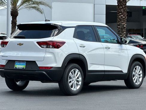 New 2026 Chevrolet TrailBlazer LS FWD image 3