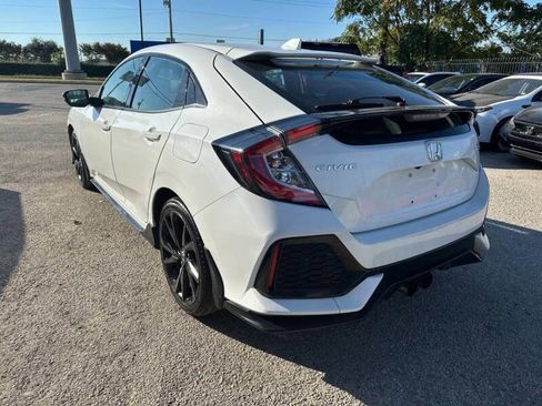 Used 2019 Honda Civic Sport Touring image 7