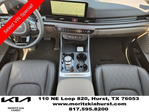 New 2026 Kia Carnival EX FWD image 18