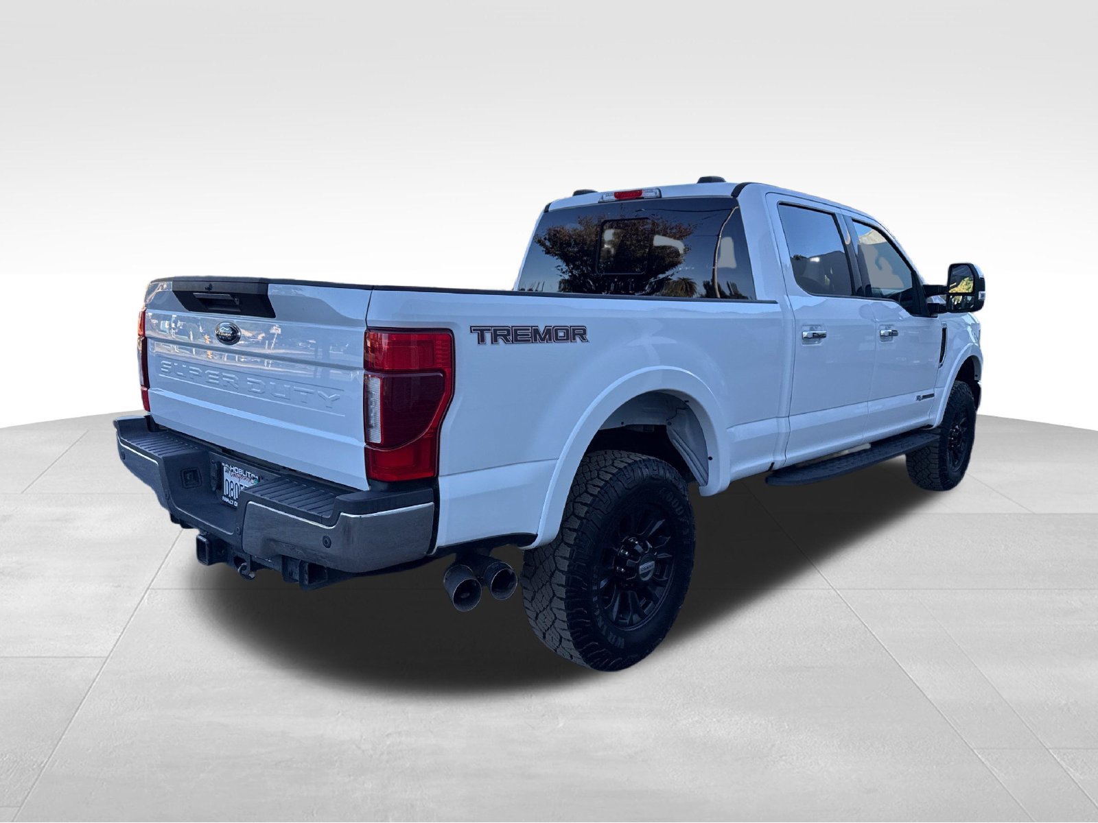 Used 2022 Ford F250 Lariat w/ Tremor Off-Road Package AWD/4WD image 5