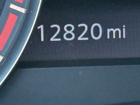 Used 2022 Nissan Frontier SV w/ Technology Package image 21