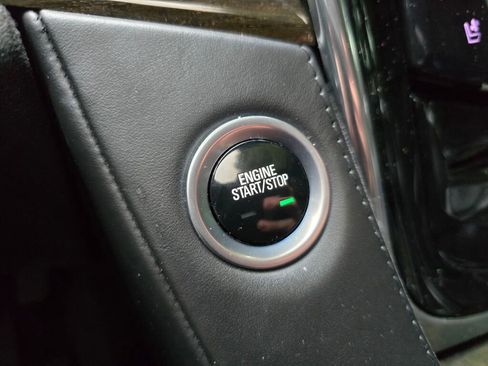 Used 2016 Cadillac Escalade ESV Platinum image 34