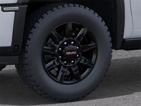 New 2026 GMC Sierra 3500 AT4 image 9