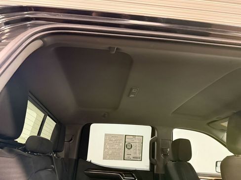 Used 2023 GMC Sierra 1500 Elevation w/ Preferred Package image 15