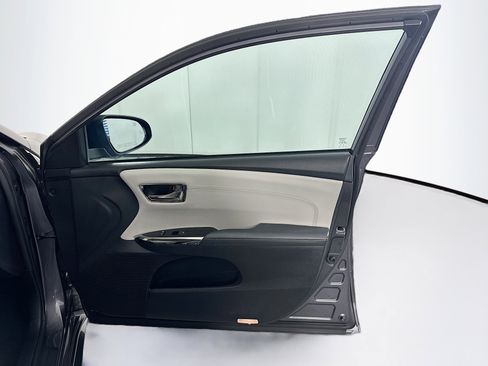 Used 2016 Toyota Avalon XLE Premium image 34