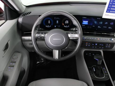Certified 2025 Hyundai Kona SEL FWD image 8