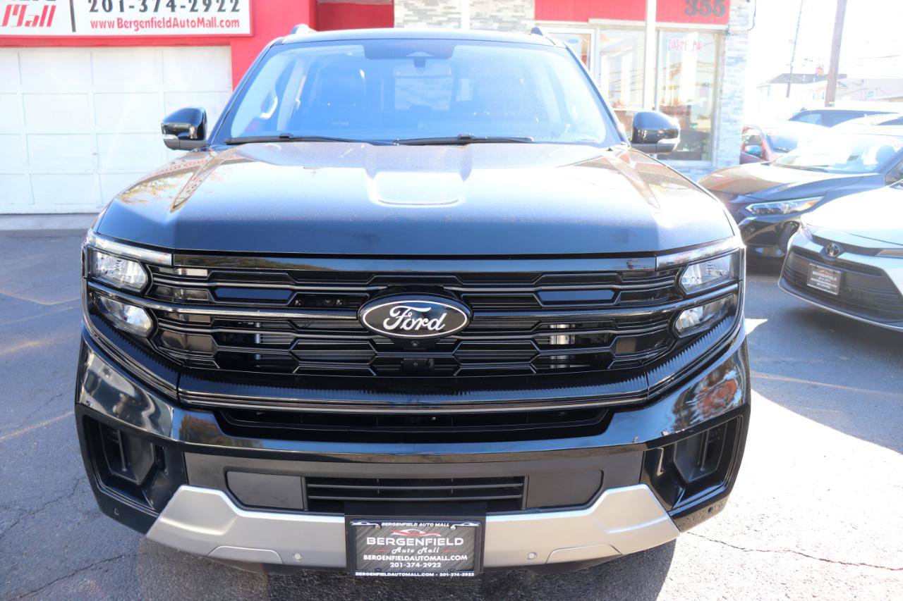 Used 2025 Ford Expedition Max Platinum AWD/4WD image 8