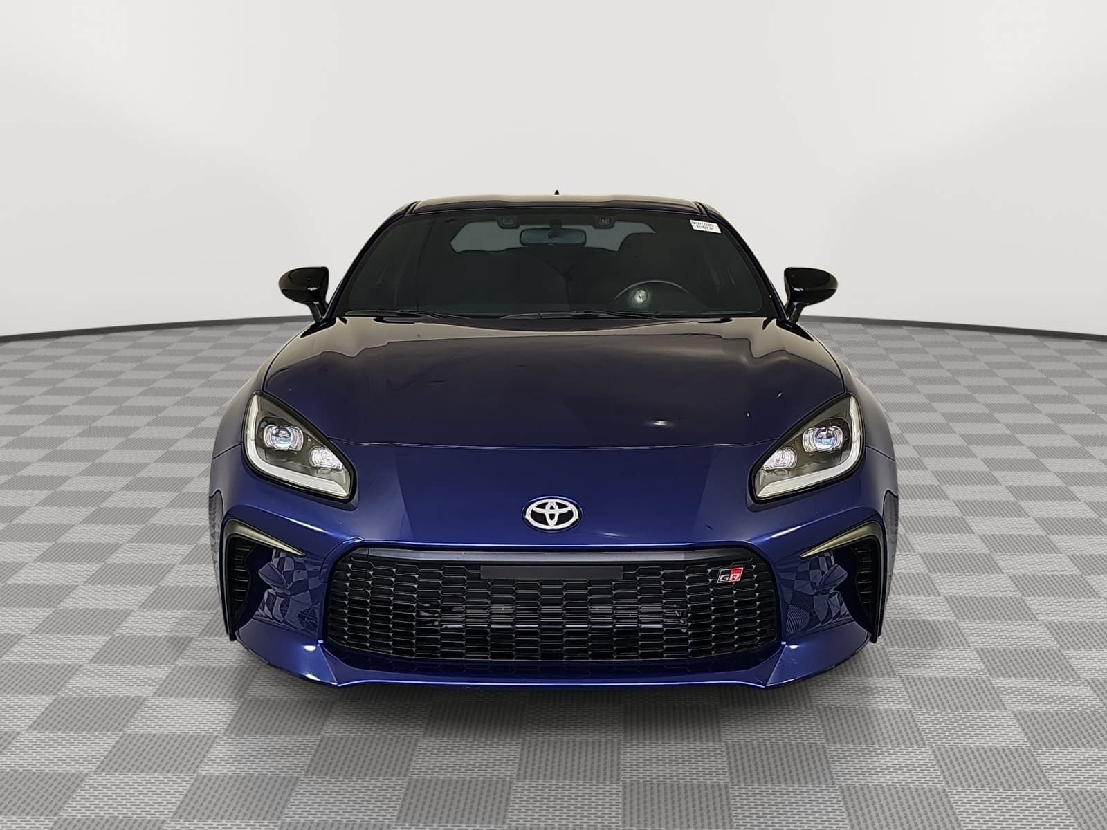 Used 2024 Toyota GR86 RWD image 3