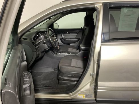 Used 2015 Chevrolet Traverse LT w/ Style and Technology Package AWD/4WD image 20