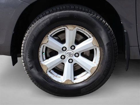 Used 2010 Toyota Highlander 4WD image 29