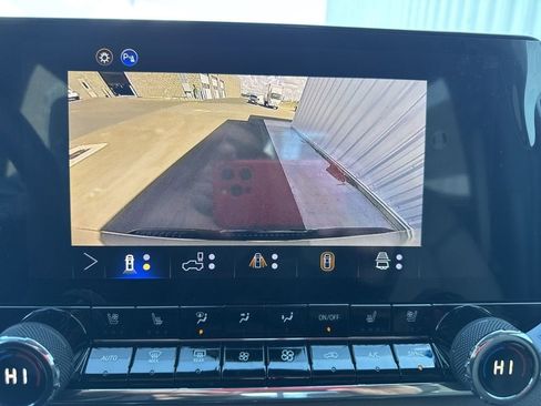 New 2026 Chevrolet Colorado ZR2 w/ Technology Package AWD/4WD image 27