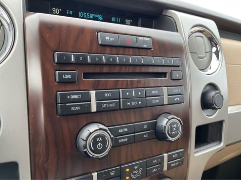 Used 2012 Ford F150 Lariat w/ Lariat Chrome Pkg image 16