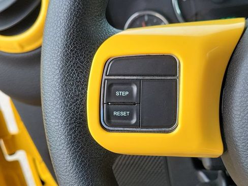 Used 2015 Jeep Wrangler Sport AWD/4WD image 10