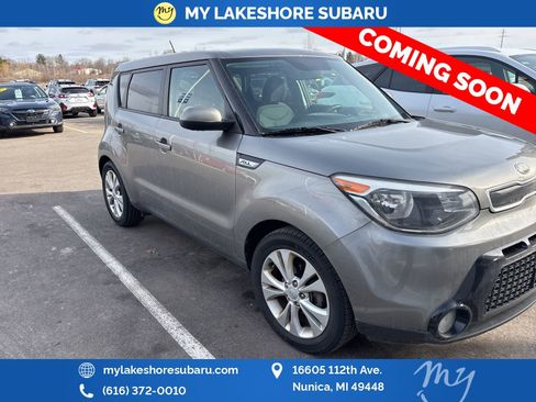 Used 2016 Kia Soul + image 1