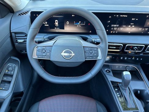 New 2026 Nissan Sentra SR w/ Floor Mat Package image 11