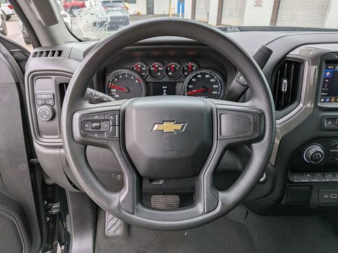 Used 2022 Chevrolet Silverado 1500 Custom RWD image 13