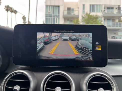 Used 2020 Mercedes-Benz GLC 300 image 23