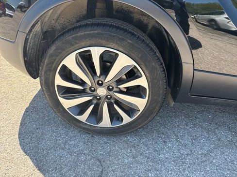 Used 2018 Buick Encore Preferred FWD image 5