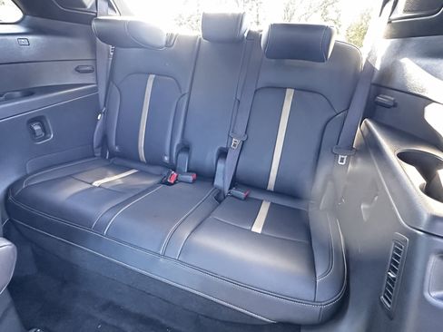 Certified 2025 MAZDA CX-90 3.3 Turbo S w/ Premium Package image 36