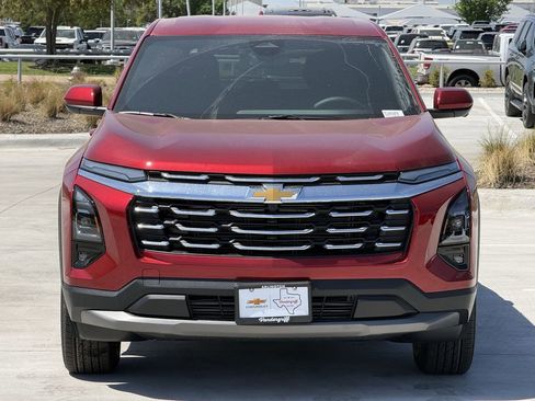 New 2026 Chevrolet Equinox LT w/ Safety and Technology Package FWD image 7