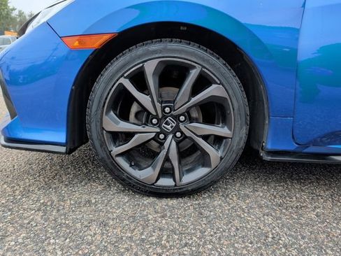 Used 2018 Honda Civic Sport image 32