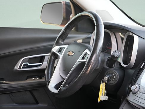 Used 2017 Chevrolet Equinox LT w/ Convenience Package AWD/4WD image 12