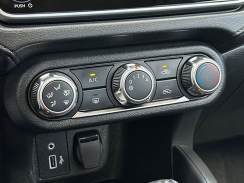 Used 2025 Nissan Versa S w/ S Plus Package image 21