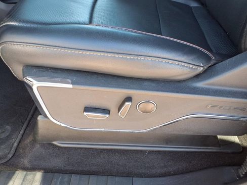 Used 2023 Ford F150 Lariat w/ Equipment Group 502A High image 26