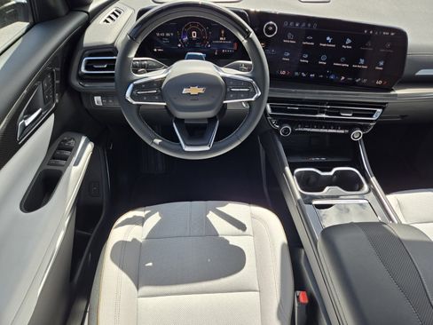 New 2026 Chevrolet Traverse High Country image 11