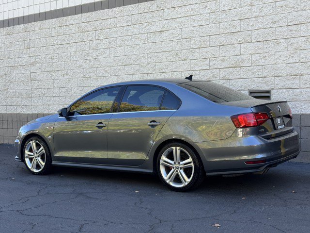 Used 2017 Volkswagen Jetta GLI FWD image 2