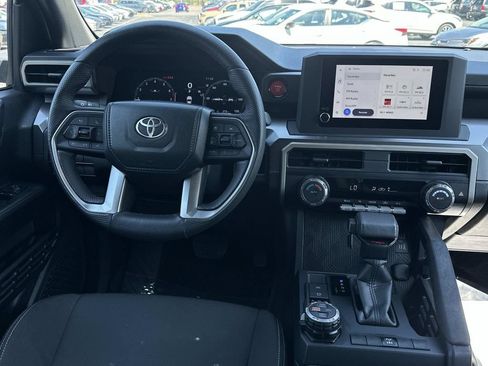 Used 2026 Toyota Tacoma TRD Off-Road AWD/4WD image 19