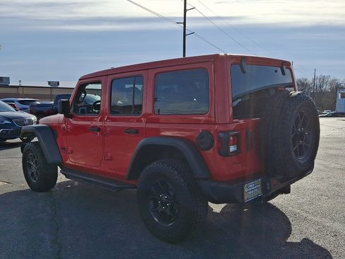 Used 2024 Jeep Wrangler Unlimited Sport image 5